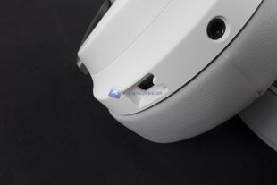 Corsair Virtuoso RGB Wireless 19